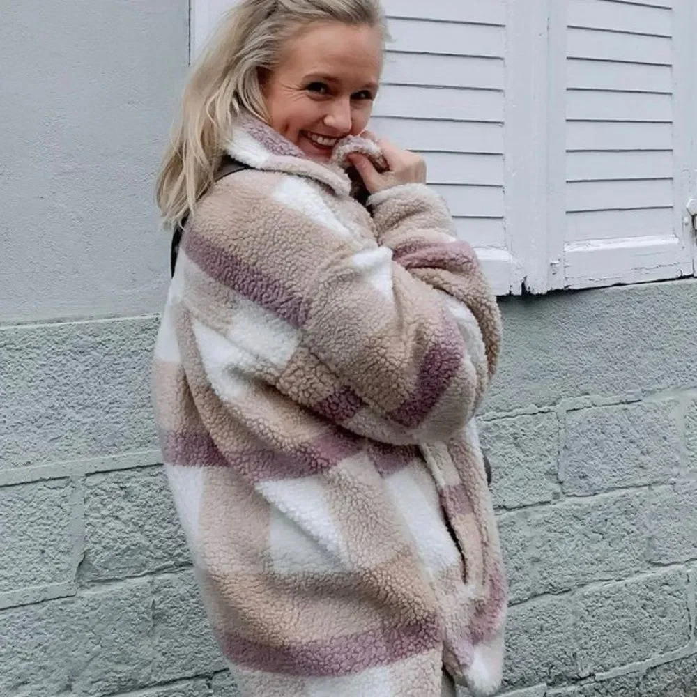 H&M Plaid Pastel Colors Faux Shearling Jacket Lined Warm - Picture 3 of 14